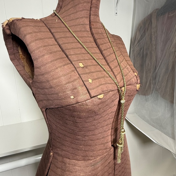 Vintage Goldtone Opera Length Tassel Necklace Rhinestone Accents - Picture 2 of 12